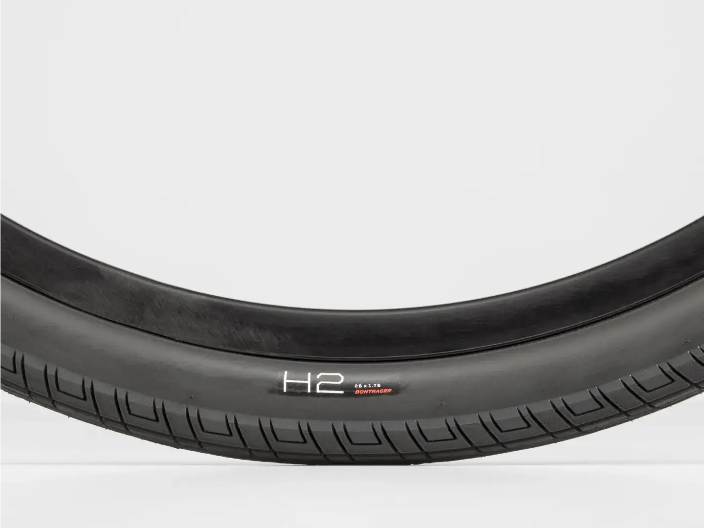 Tyre Bontrager H2 Hybrid - Image 10